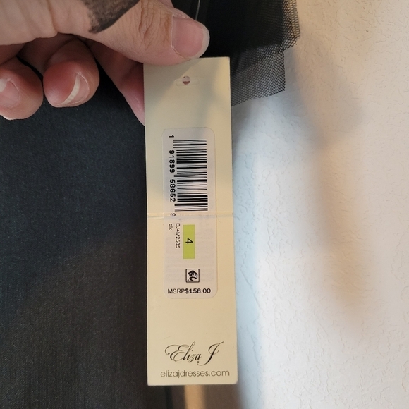 NWT Eliza J Asymmetric Ruffled Sleeveless Dress Black Size 4 - Picture 10 of 13